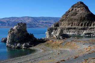 Pyramid Lake